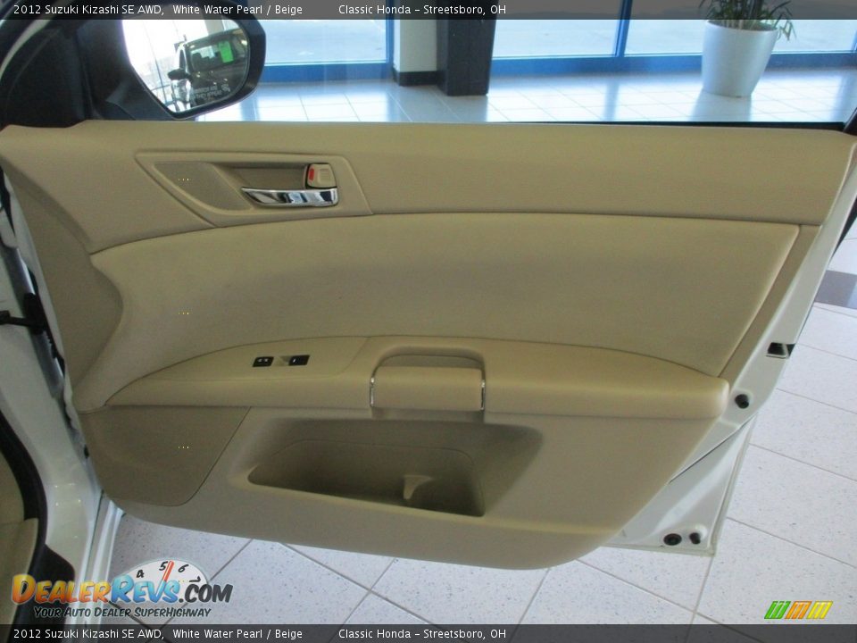 Door Panel of 2012 Suzuki Kizashi SE AWD Photo #15