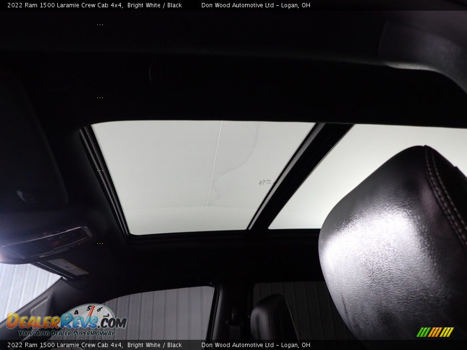 2022 Ram 1500 Laramie Crew Cab 4x4 Bright White / Black Photo #2