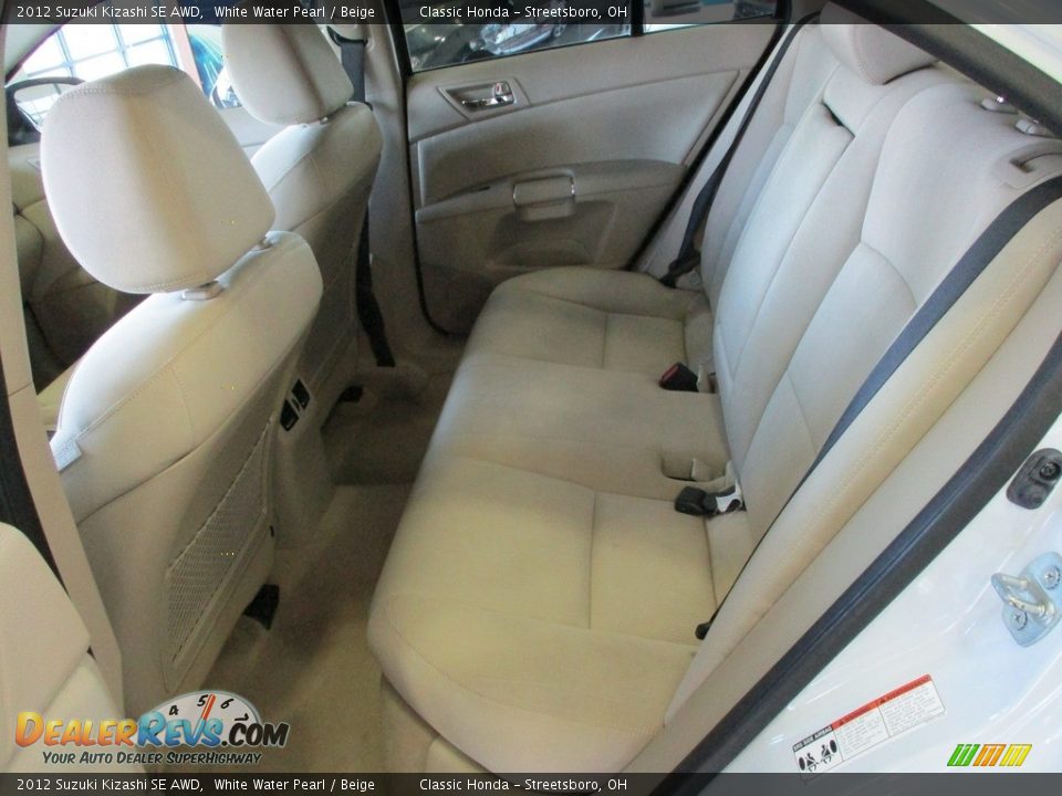 Rear Seat of 2012 Suzuki Kizashi SE AWD Photo #25