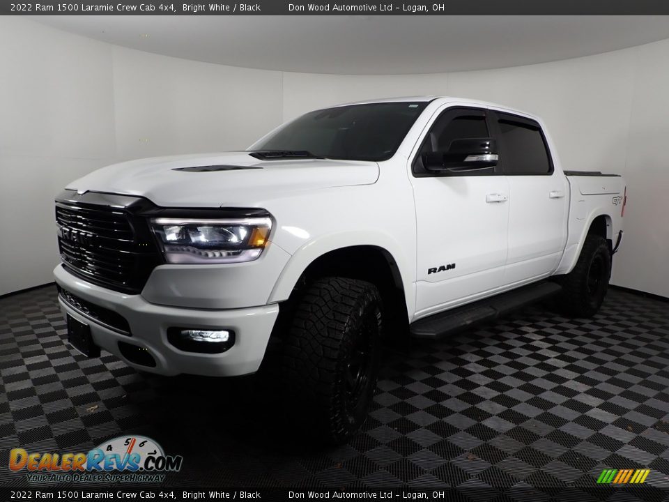 2022 Ram 1500 Laramie Crew Cab 4x4 Bright White / Black Photo #7