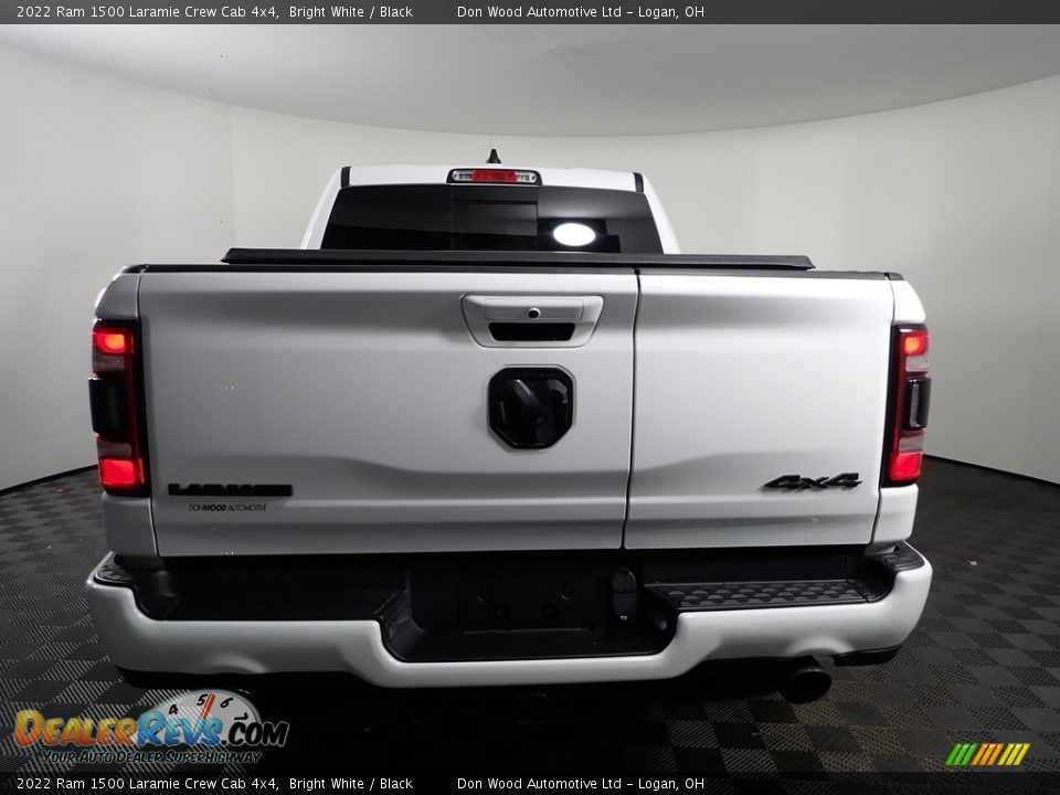 2022 Ram 1500 Laramie Crew Cab 4x4 Bright White / Black Photo #9