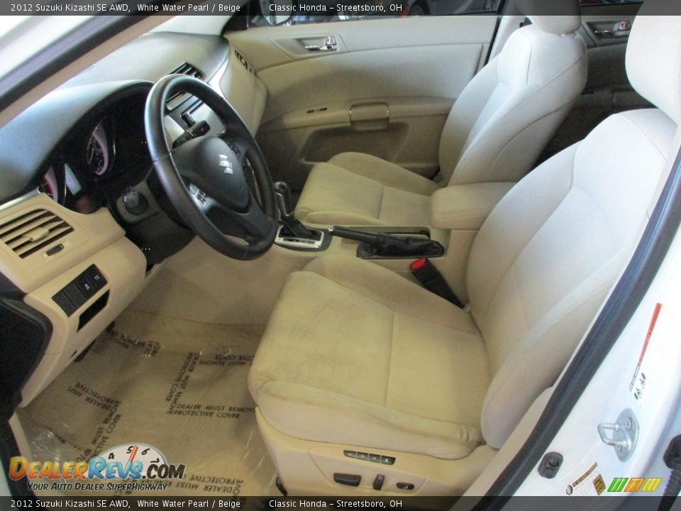 Front Seat of 2012 Suzuki Kizashi SE AWD Photo #28