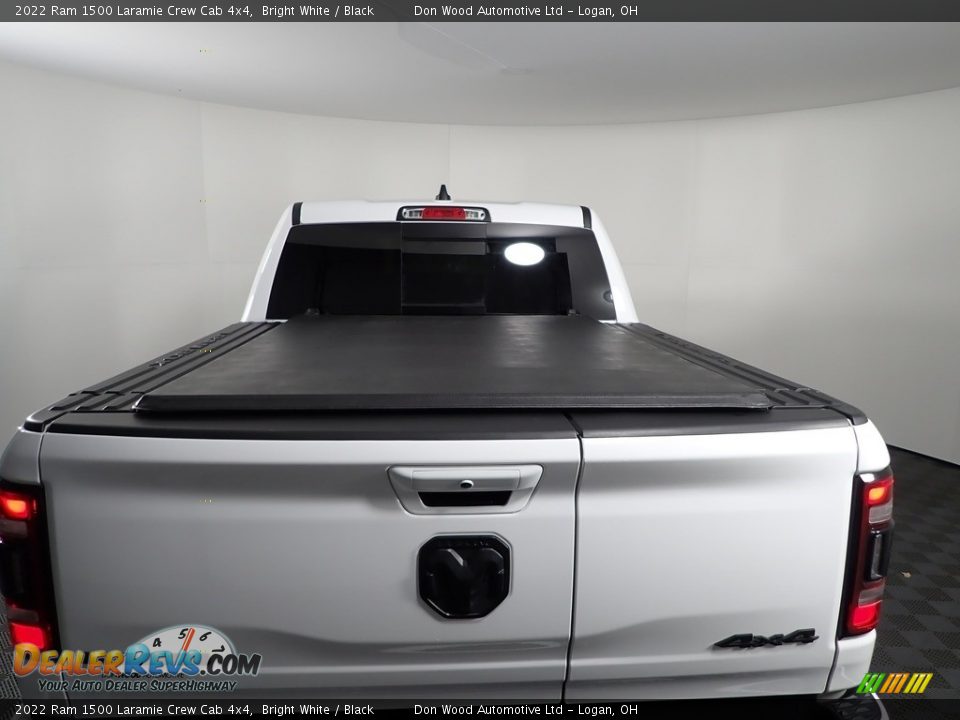 2022 Ram 1500 Laramie Crew Cab 4x4 Bright White / Black Photo #10