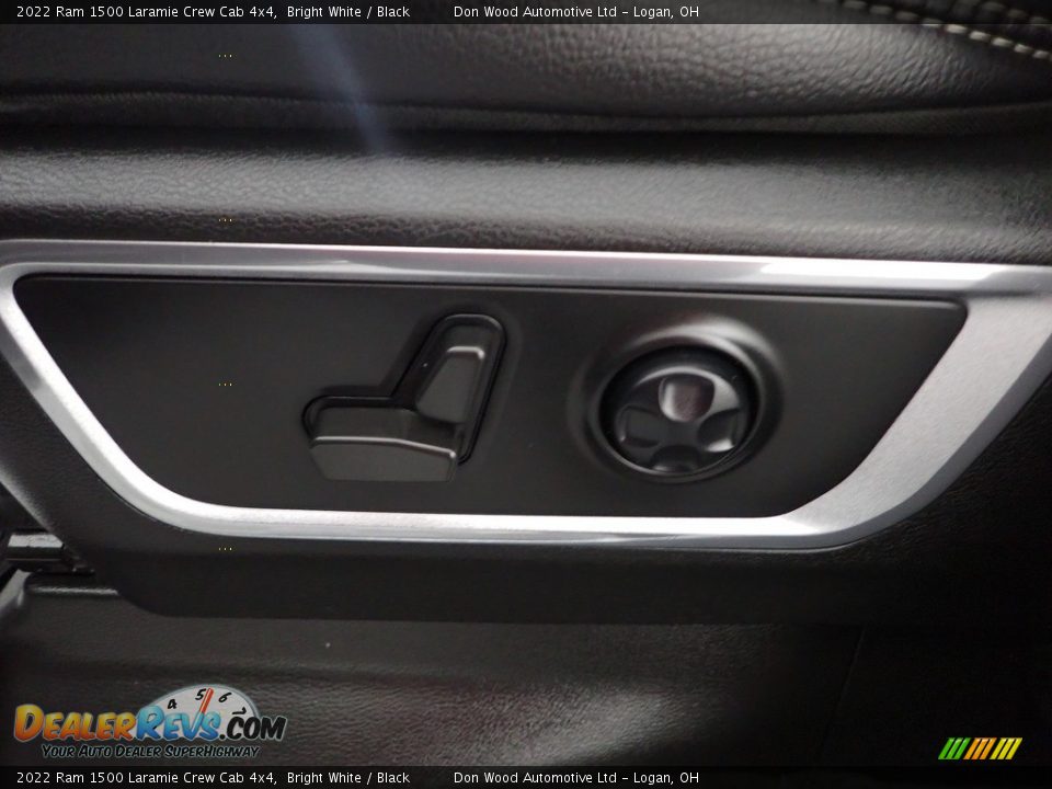 2022 Ram 1500 Laramie Crew Cab 4x4 Bright White / Black Photo #15