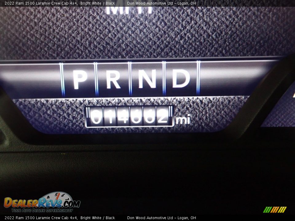2022 Ram 1500 Laramie Crew Cab 4x4 Bright White / Black Photo #34