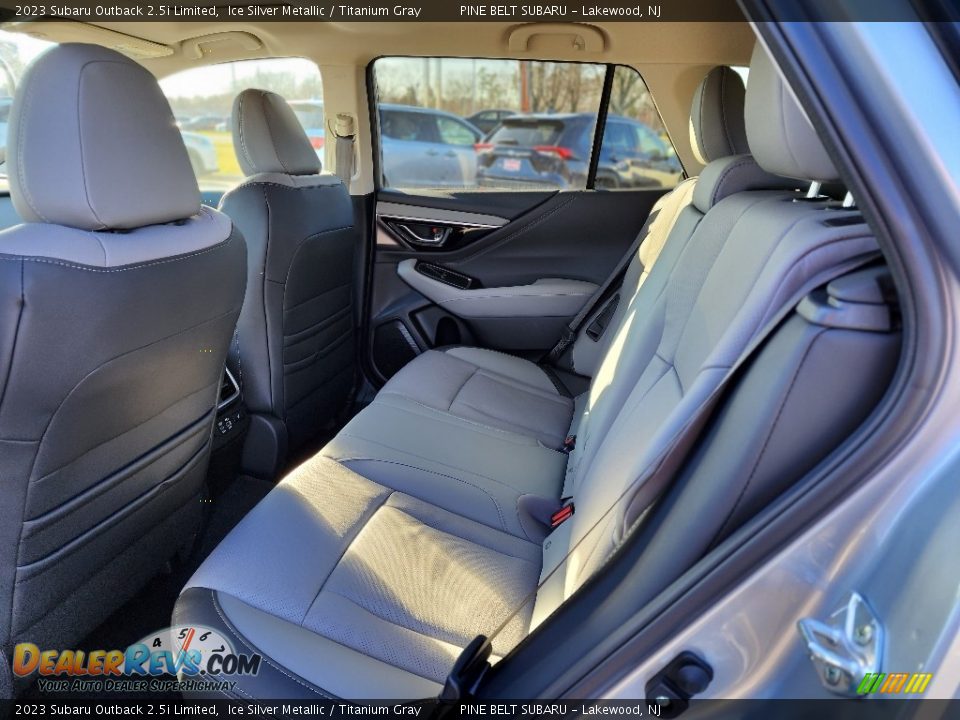 2023 Subaru Outback 2.5i Limited Ice Silver Metallic / Titanium Gray Photo #7