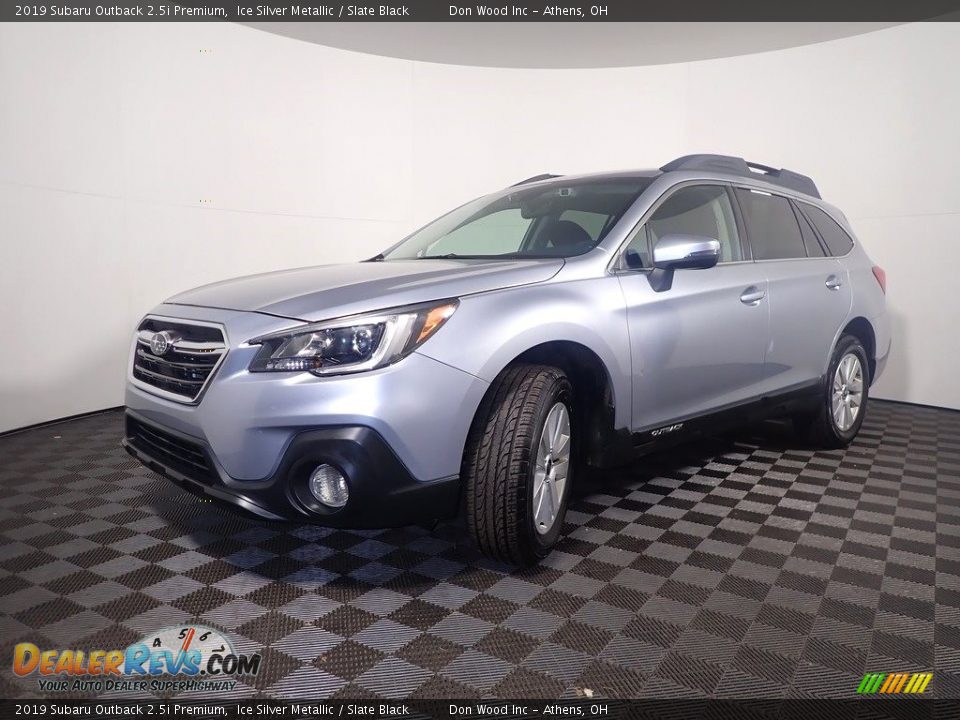 2019 Subaru Outback 2.5i Premium Ice Silver Metallic / Slate Black Photo #7