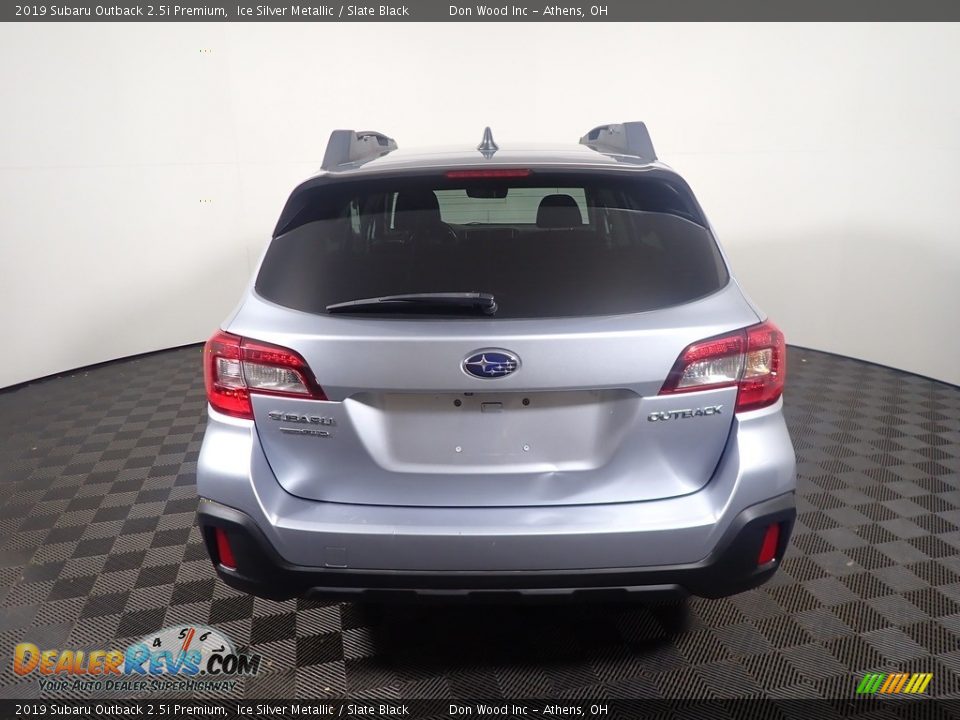 2019 Subaru Outback 2.5i Premium Ice Silver Metallic / Slate Black Photo #11