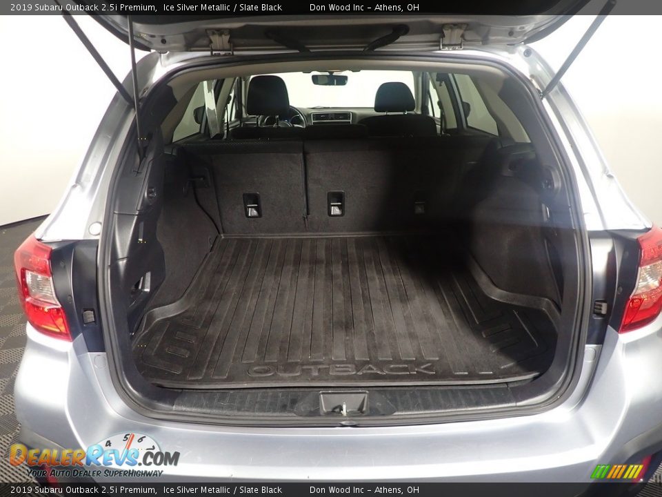 2019 Subaru Outback 2.5i Premium Ice Silver Metallic / Slate Black Photo #14