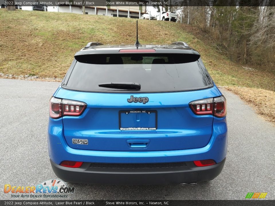 2022 Jeep Compass Altitude Laser Blue Pearl / Black Photo #7