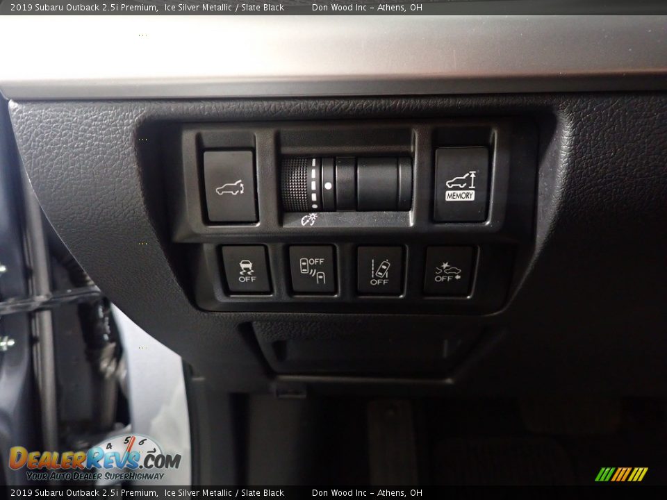 2019 Subaru Outback 2.5i Premium Ice Silver Metallic / Slate Black Photo #28