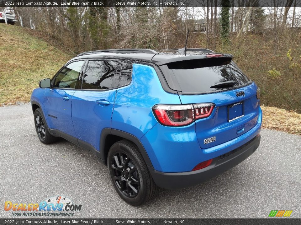 2022 Jeep Compass Altitude Laser Blue Pearl / Black Photo #8