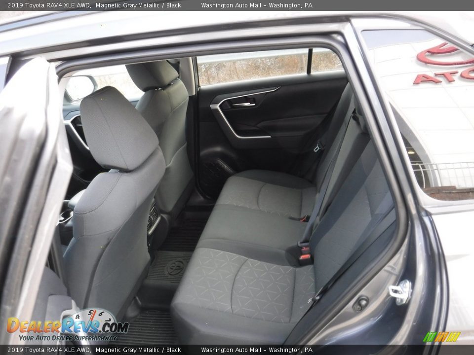 2019 Toyota RAV4 XLE AWD Magnetic Gray Metallic / Black Photo #32