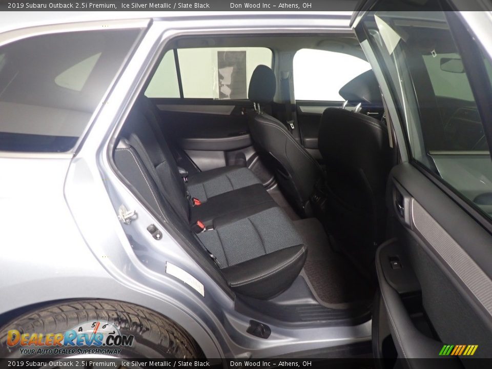 2019 Subaru Outback 2.5i Premium Ice Silver Metallic / Slate Black Photo #34