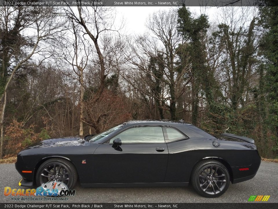 Pitch Black 2022 Dodge Challenger R/T Scat Pack Photo #1