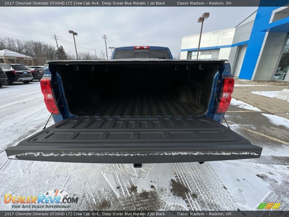 2017 Chevrolet Silverado 3500HD LTZ Crew Cab 4x4 Deep Ocean Blue Metallic / Jet Black Photo #17