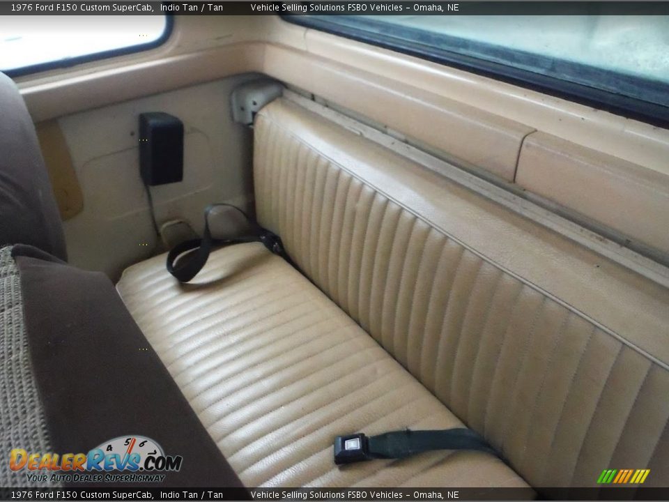 Rear Seat of 1976 Ford F150 Custom SuperCab Photo #19