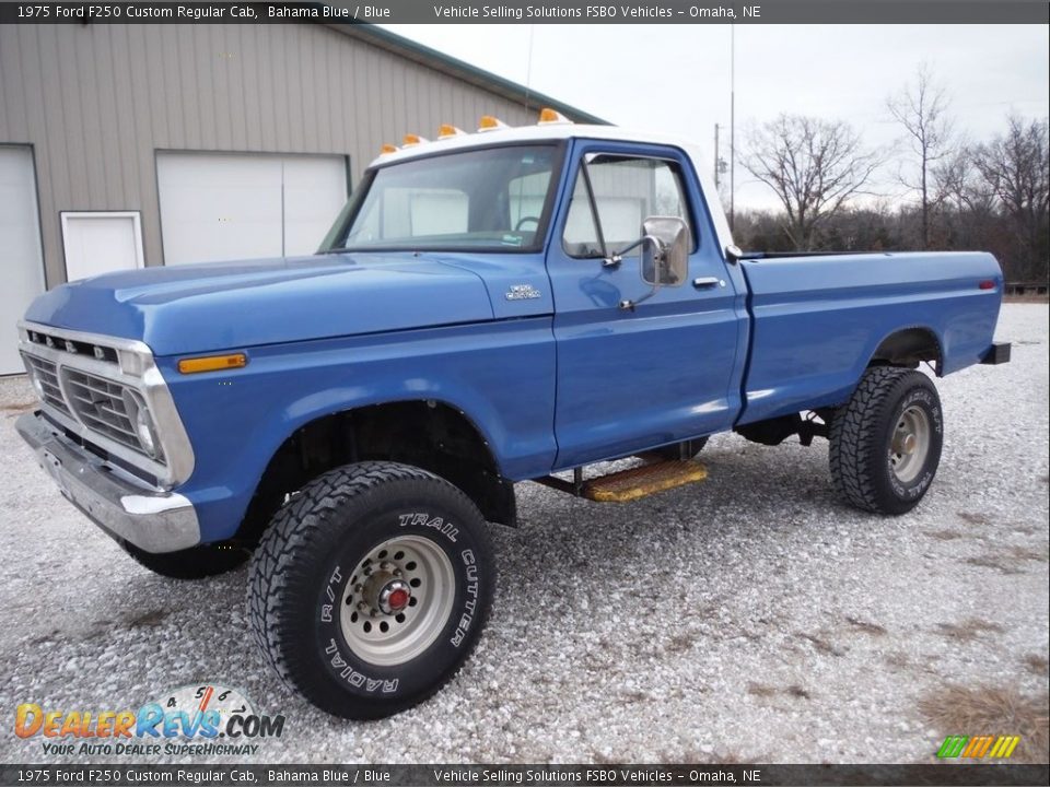 Front 3/4 View of 1975 Ford F250 Custom Regular Cab Photo #1