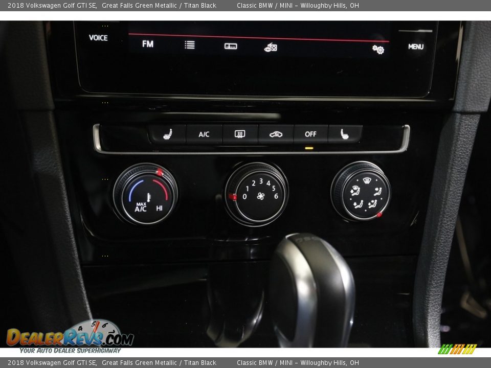 Controls of 2018 Volkswagen Golf GTI SE Photo #13