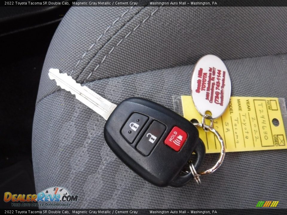 Keys of 2022 Toyota Tacoma SR Double Cab Photo #28