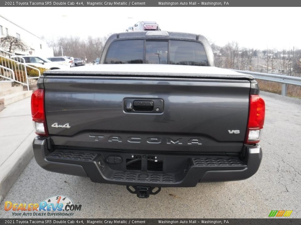 2021 Toyota Tacoma SR5 Double Cab 4x4 Magnetic Gray Metallic / Cement Photo #17