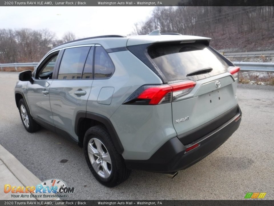 2020 Toyota RAV4 XLE AWD Lunar Rock / Black Photo #15