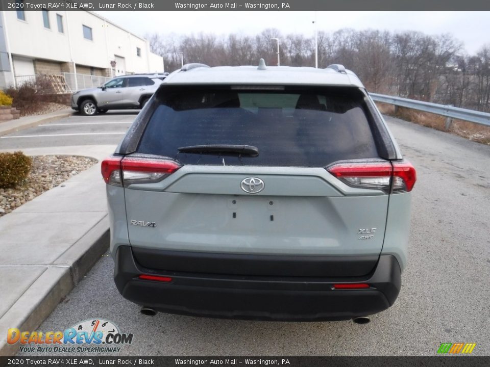 2020 Toyota RAV4 XLE AWD Lunar Rock / Black Photo #16