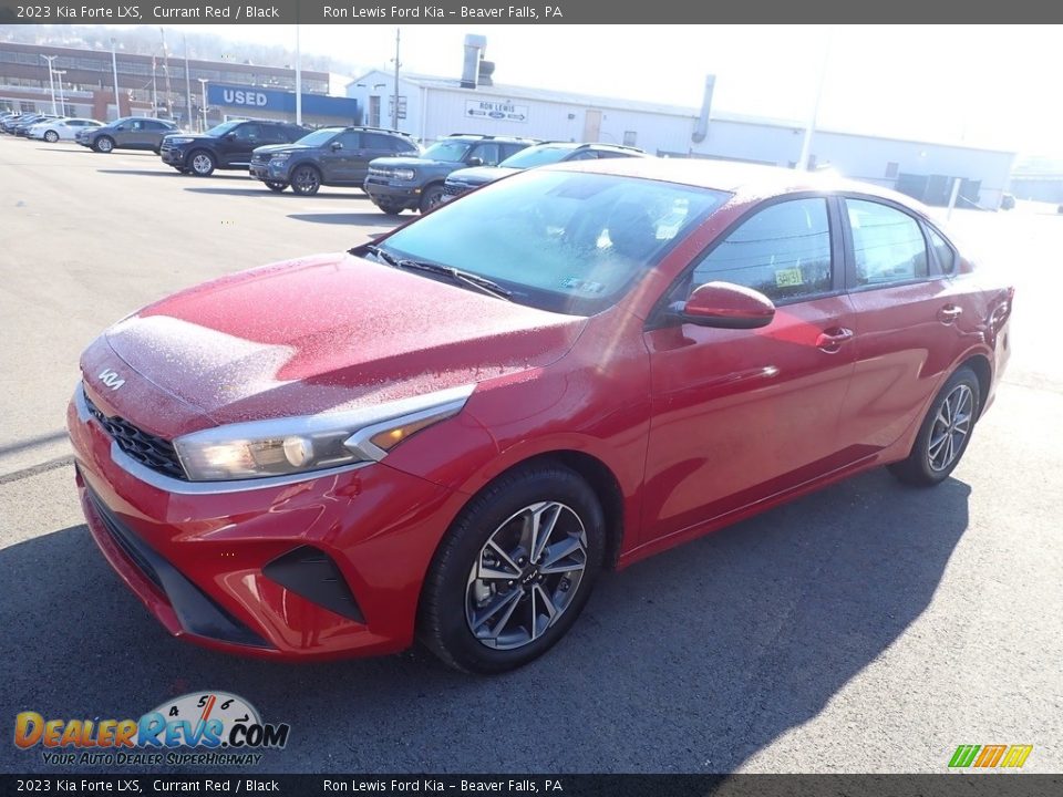 2023 Kia Forte LXS Currant Red / Black Photo #4