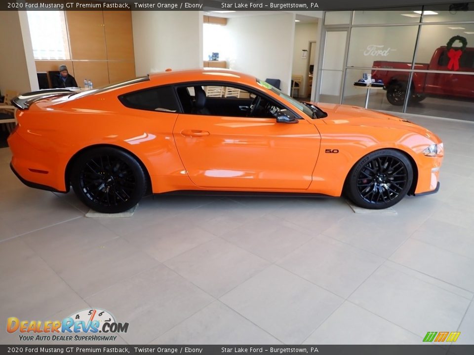 2020 Ford Mustang GT Premium Fastback Twister Orange / Ebony Photo #6