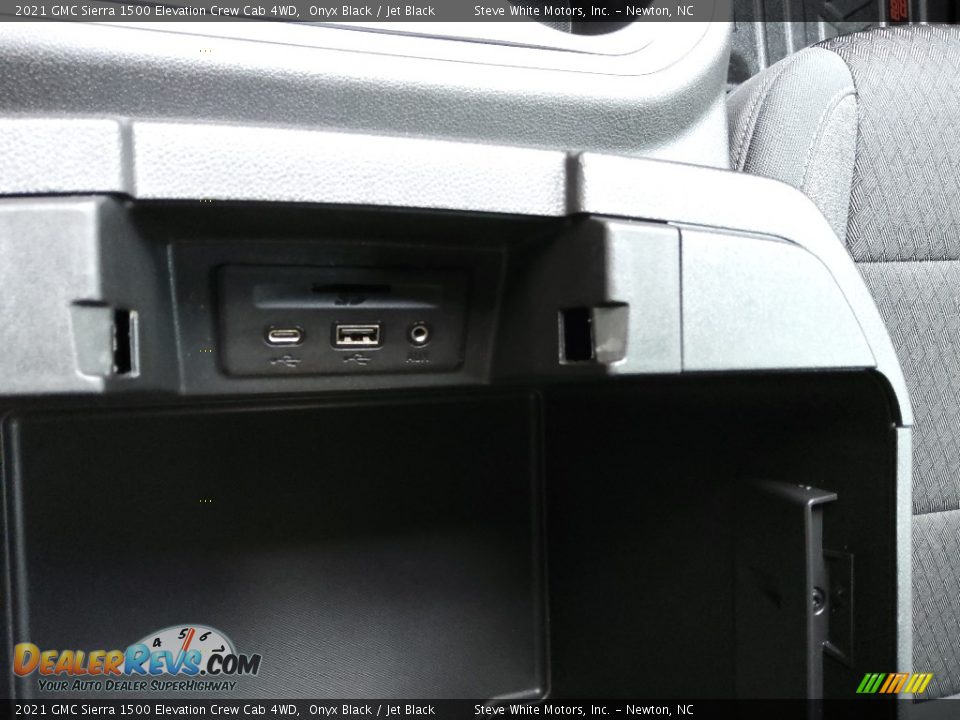 2021 GMC Sierra 1500 Elevation Crew Cab 4WD Onyx Black / Jet Black Photo #31