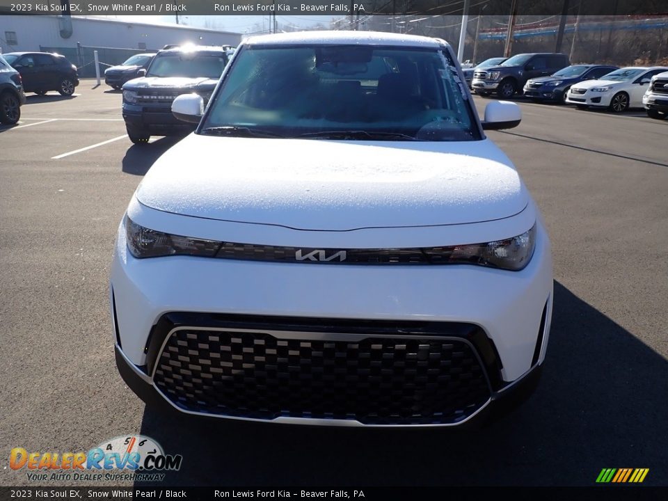 2023 Kia Soul EX Snow White Pearl / Black Photo #3