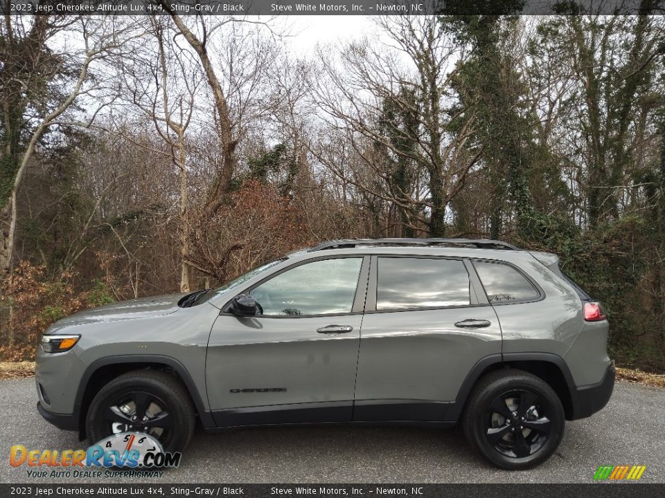 Sting-Gray 2023 Jeep Cherokee Altitude Lux 4x4 Photo #1