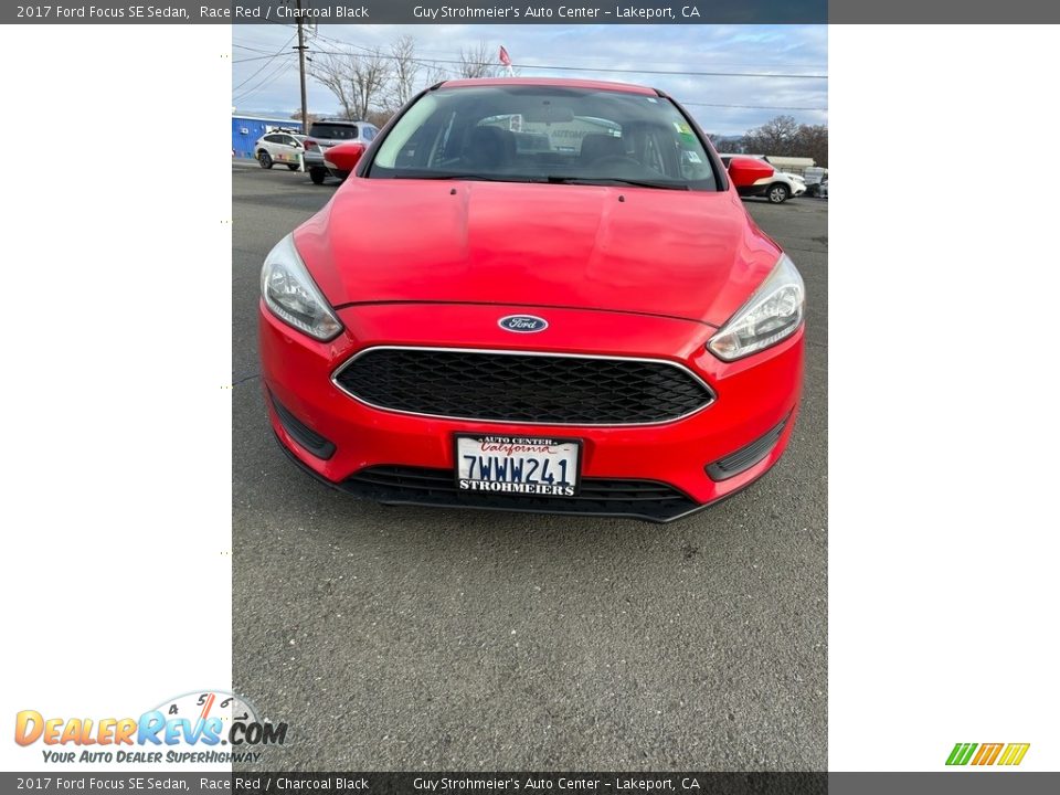 2017 Ford Focus SE Sedan Race Red / Charcoal Black Photo #2