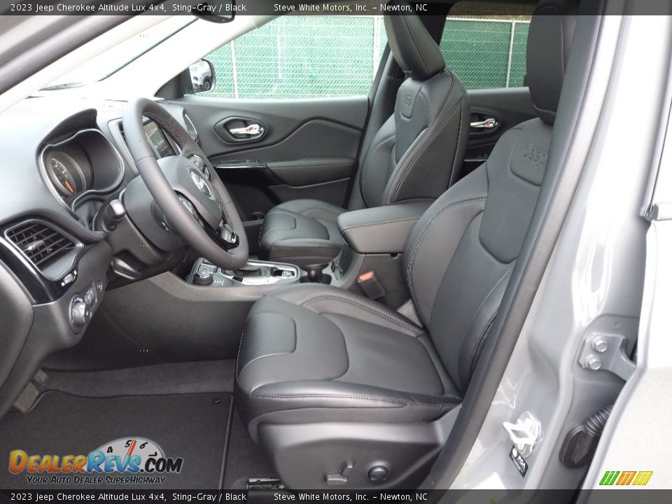 Black Interior - 2023 Jeep Cherokee Altitude Lux 4x4 Photo #10