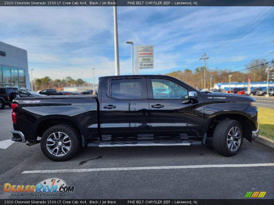 2020 Chevrolet Silverado 1500 LT Crew Cab 4x4 Black / Jet Black Photo #6