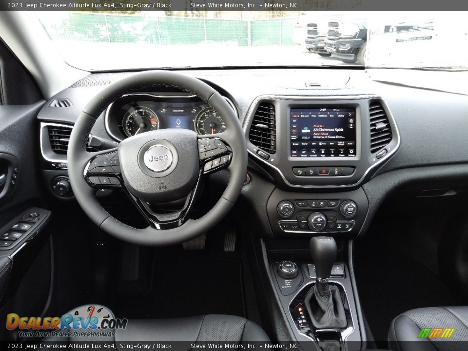 Dashboard of 2023 Jeep Cherokee Altitude Lux 4x4 Photo #18
