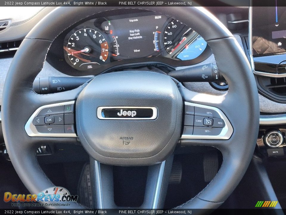 2022 Jeep Compass Latitude Lux 4x4 Bright White / Black Photo #12