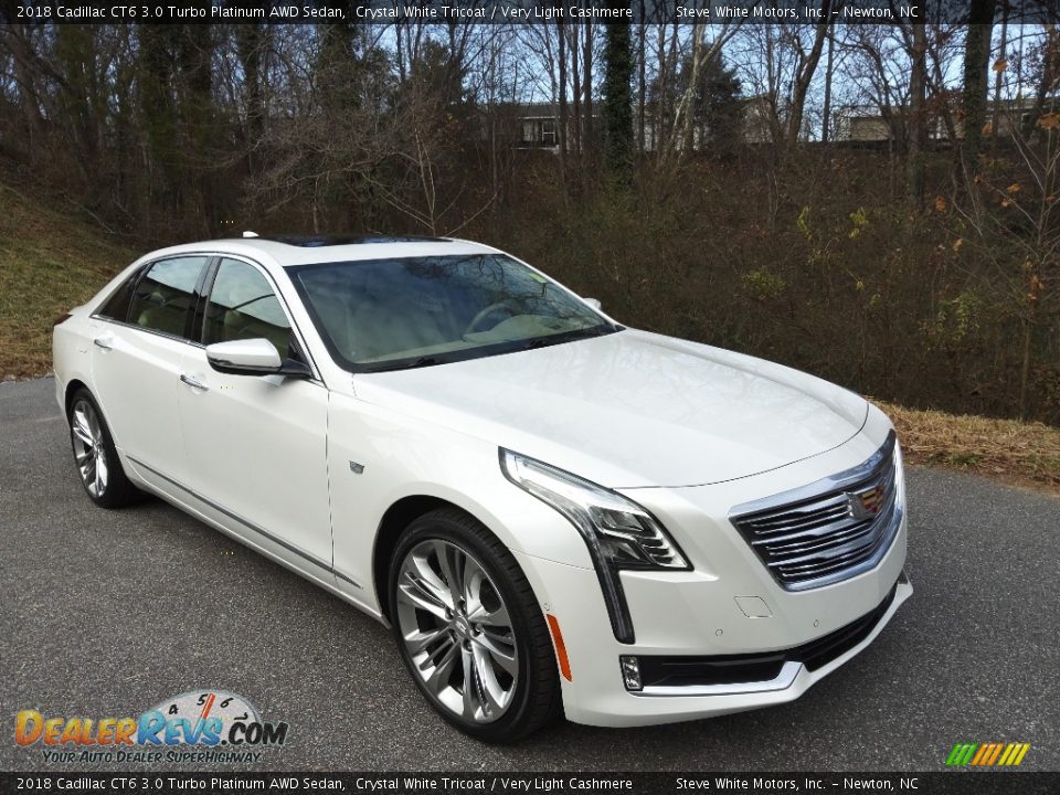 Front 3/4 View of 2018 Cadillac CT6 3.0 Turbo Platinum AWD Sedan Photo #6