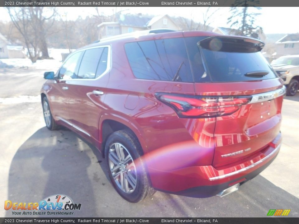 2023 Chevrolet Traverse High Country Radiant Red Tintcoat / Jet Black/­Clove Photo #12