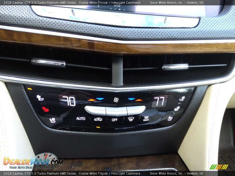 Controls of 2018 Cadillac CT6 3.0 Turbo Platinum AWD Sedan Photo #31