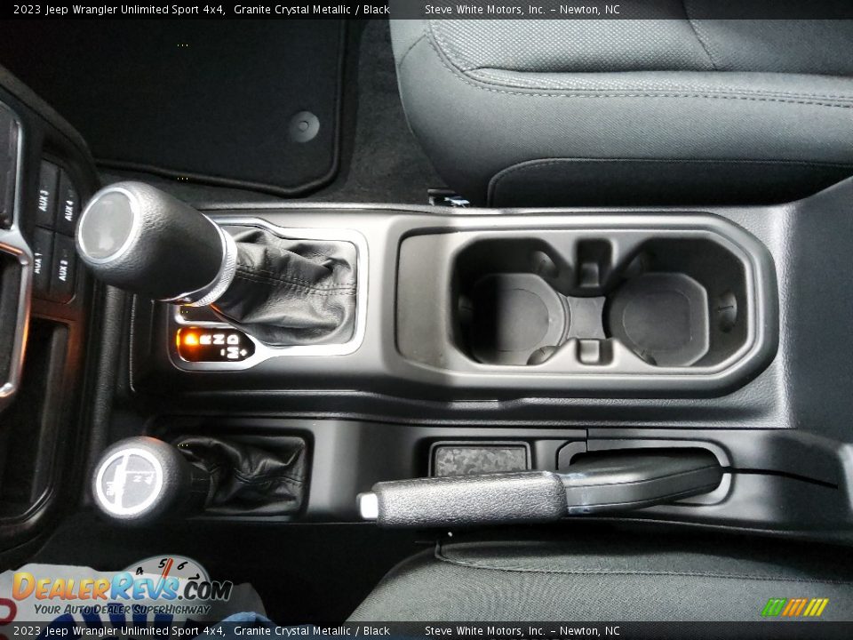 2023 Jeep Wrangler Unlimited Sport 4x4 Shifter Photo #24