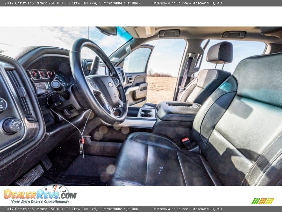 2017 Chevrolet Silverado 2500HD LTZ Crew Cab 4x4 Summit White / Jet Black Photo #18