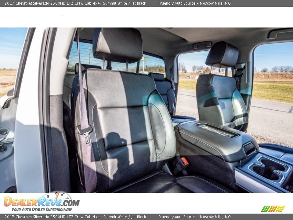 2017 Chevrolet Silverado 2500HD LTZ Crew Cab 4x4 Summit White / Jet Black Photo #25
