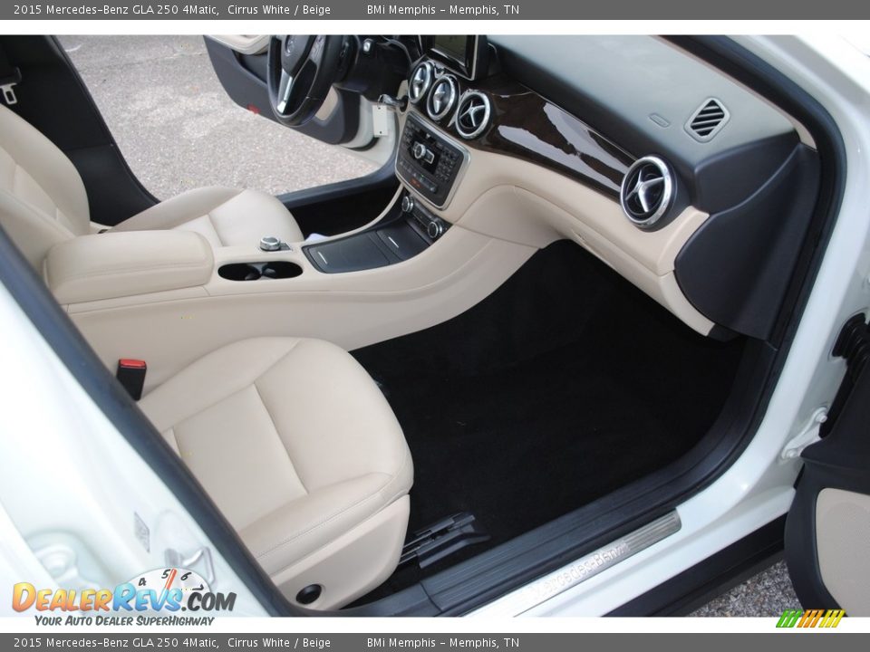 2015 Mercedes-Benz GLA 250 4Matic Cirrus White / Beige Photo #29