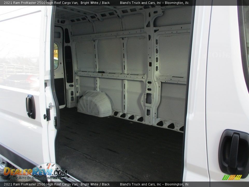 2021 Ram ProMaster 2500 High Roof Cargo Van Bright White / Black Photo #20