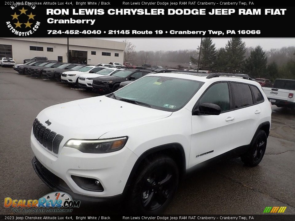 2023 Jeep Cherokee Altitude Lux 4x4 Bright White / Black Photo #1