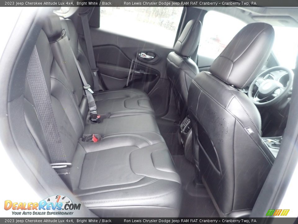 Rear Seat of 2023 Jeep Cherokee Altitude Lux 4x4 Photo #11