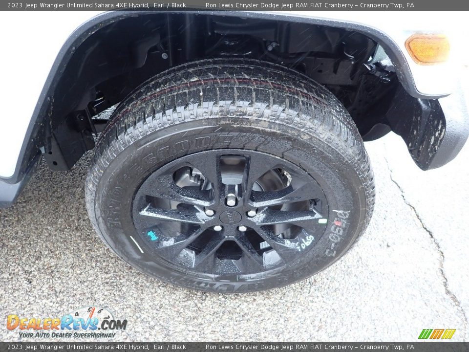 2023 Jeep Wrangler Unlimited Sahara 4XE Hybrid Wheel Photo #9