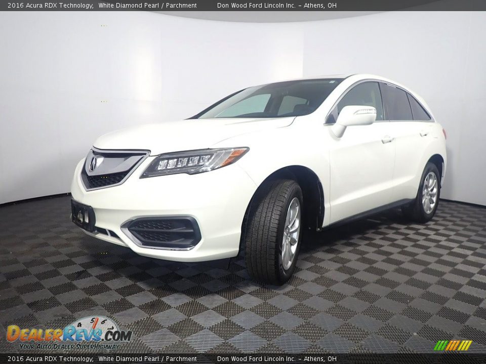 2016 Acura RDX Technology White Diamond Pearl / Parchment Photo #8