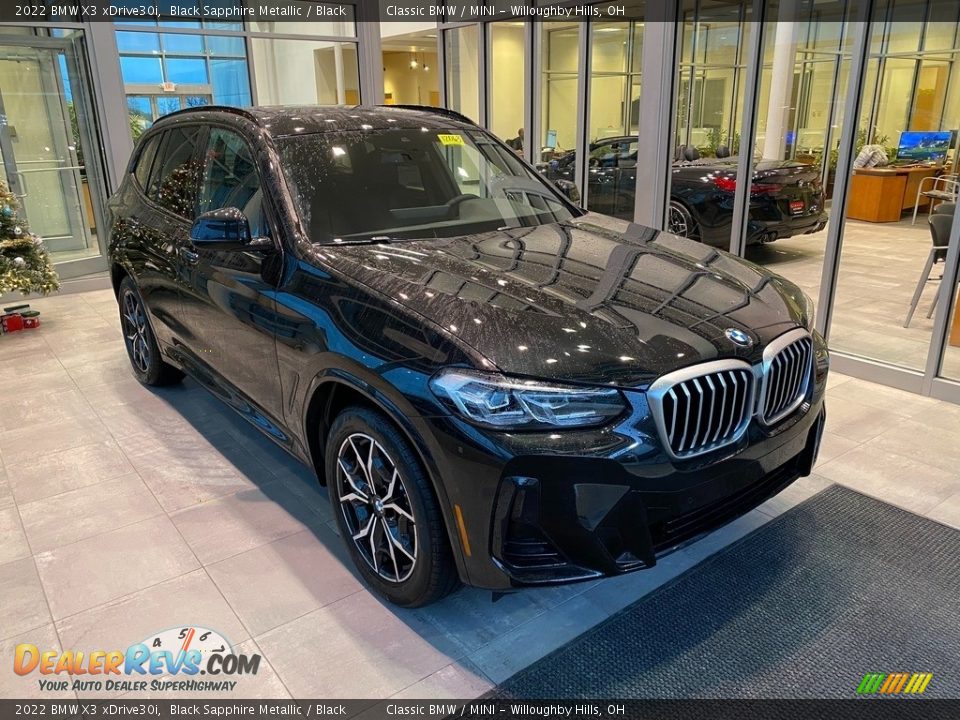 Front 3/4 View of 2022 BMW X3 xDrive30i Photo #1